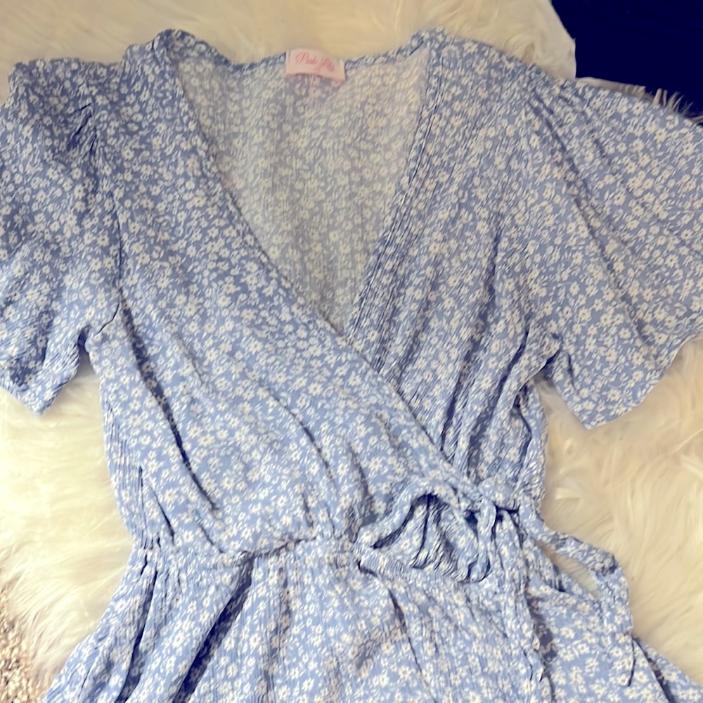 Floral wrap top